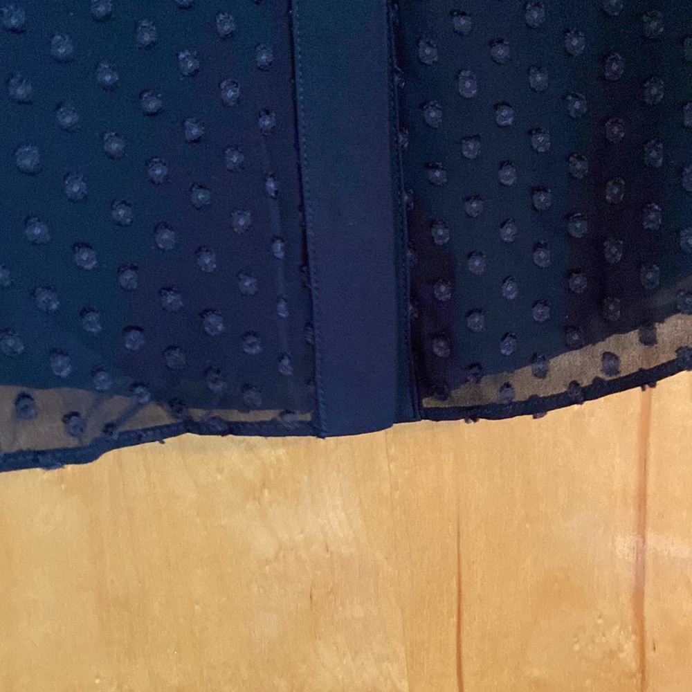 Ann Taylor - Picture 4 of 6